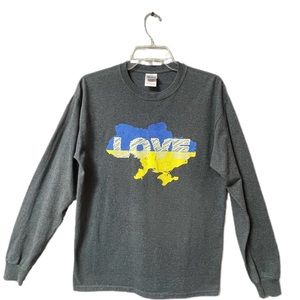 Men’s Long Sleeve Gildan Ukraine “LOVE” shirt | STAND WITH UKRAINE